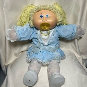 Vintage Cabbage Patch Blond Girl